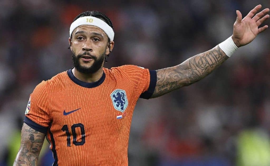 Memphis Depay vivirá su primera aventura en Sudamerica.
