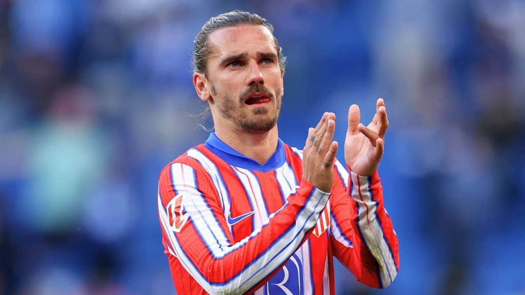Antoine Griezmann hace vivir experiencia única a un pequeño fan