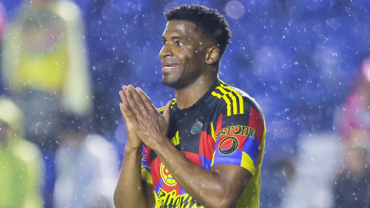 Pantera Zúñiga del América se lució con brutal promesa y tremendo regalazo a su madre ante Necaxa | VIDEO