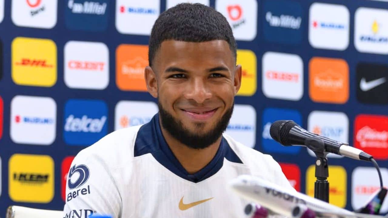 De Ecuador para CU: Así fue la ingeniosa bienvenida de Pumas a Pedro Vite, el refuerzo más caro de su historia