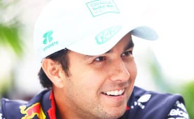 Checo Pérez negocia su regreso a la parrilla de la Fórmula y Cadillac es una de las opciones.