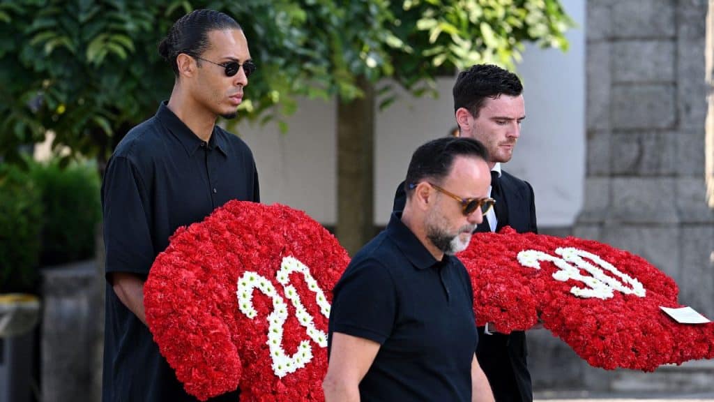 Dan-ultimo-adios-a-Diogo-Jota-y-Andre-Silva-en-Portugal-3-1024x576.jpg