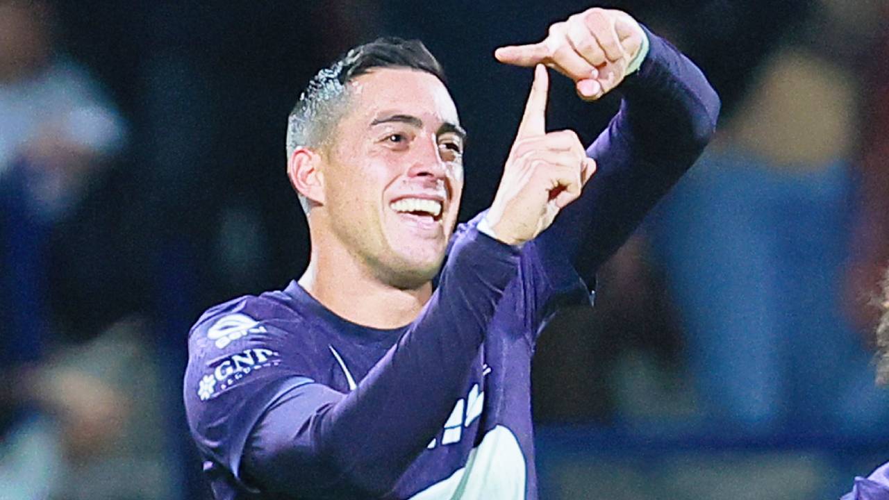 Mientras Pumas lo corrió, Rogelio Funes Mori ya tiene equipo: Revelan su importante contrato con León de James Rodríguez