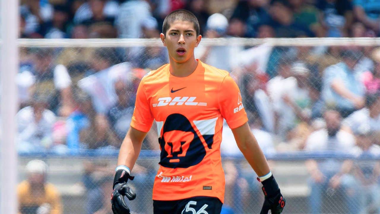 Hermano de Rodrigo Parra desata la polémica en redes tras defender al portero de Pumas: ‘No es mi culpa que sean…’