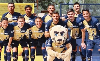 Esdras Rangel y su larga trayectoria con los Pumas.