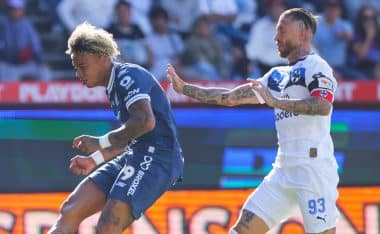 Jhonder Cádiz tuvo un tremendo debut con Pachuca ante Rayados.