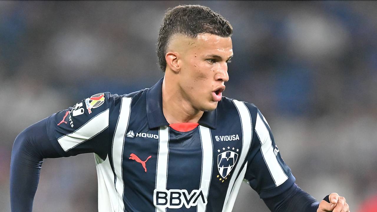 Real Betis lanza oferta por Nelson Deossa y Rayados de Monterrey la rechaza por brutal razón