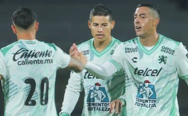 León le sienta bien a Rogelio Funes Mori.