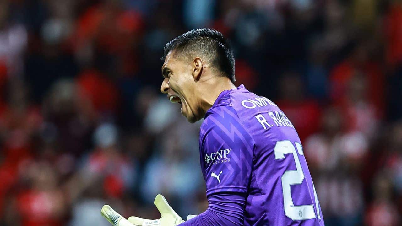 Chivas pierde ante New York RB tras cardíaco golazo de último minuto: ¿Error de Tala Rangel?