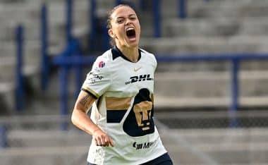 Stephanie Ribeiro, Pumas