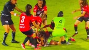 Pelea entre Miah Zuazua y Natividad Martínez en la Liga MX Femenil