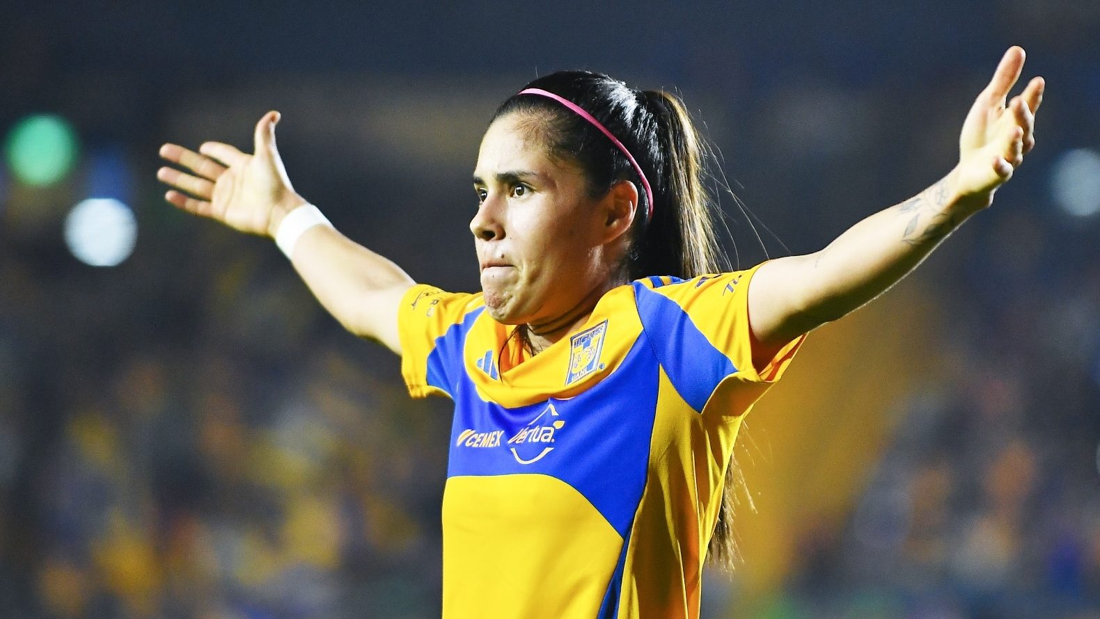 Mientras Lizbeth Ovalle se convierte en el fichaje más caro del futbol femenil, este es el refuerzo más caro de la Liga MX varonil