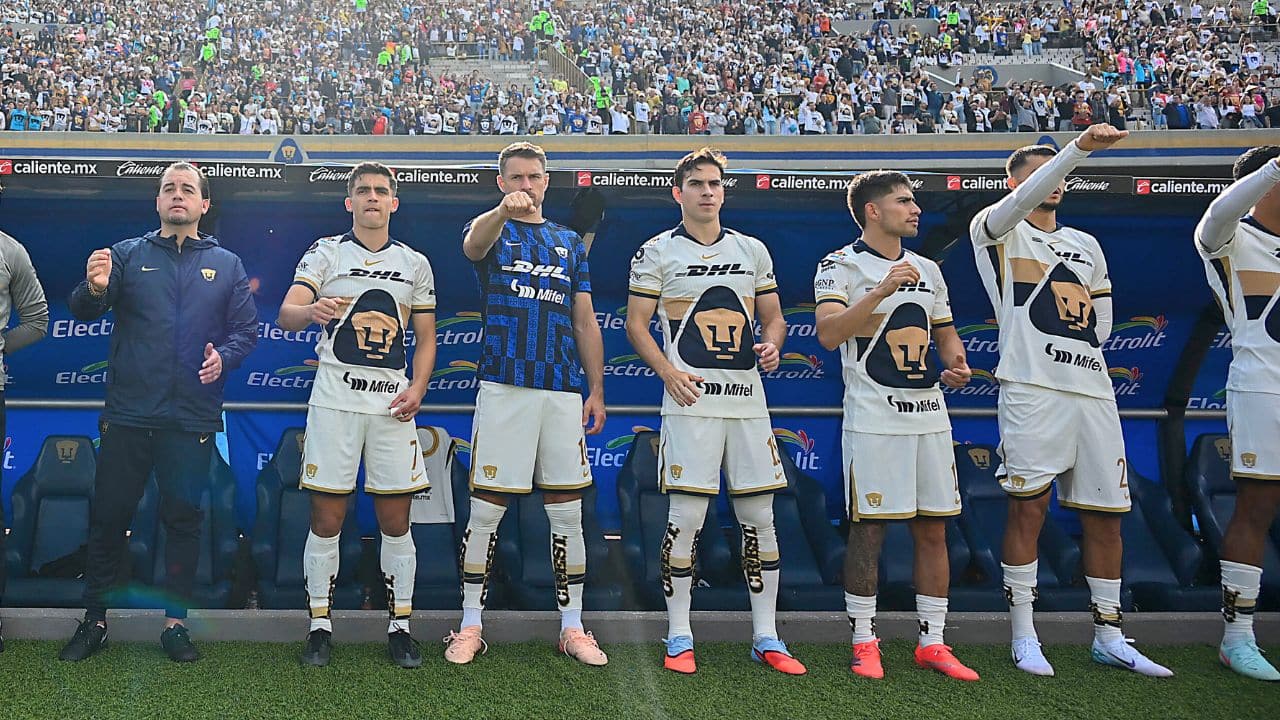 Tras debut de Aaron Ramsey, Pumas se pone muy ‘british’ y le ‘roba’ icónico lema a gigante de la Premier League