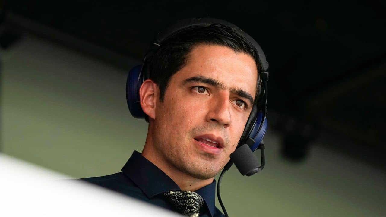 TUDN ‘perdona’ a Andrés Vaca y regresaría a narrar el Apertura 2025, pero no al América