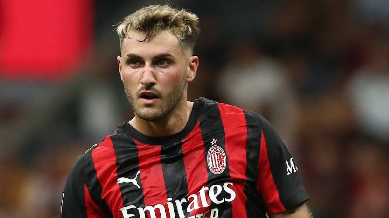 Santiago Giménez paraliza el mercado de fichajes al confirmar su futuro, ¿adiós al AC Milan?