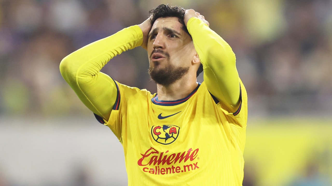 Se fue de América, no debutó y tomó drástica decisión con su contrato: la pesadilla de Diego Valdés