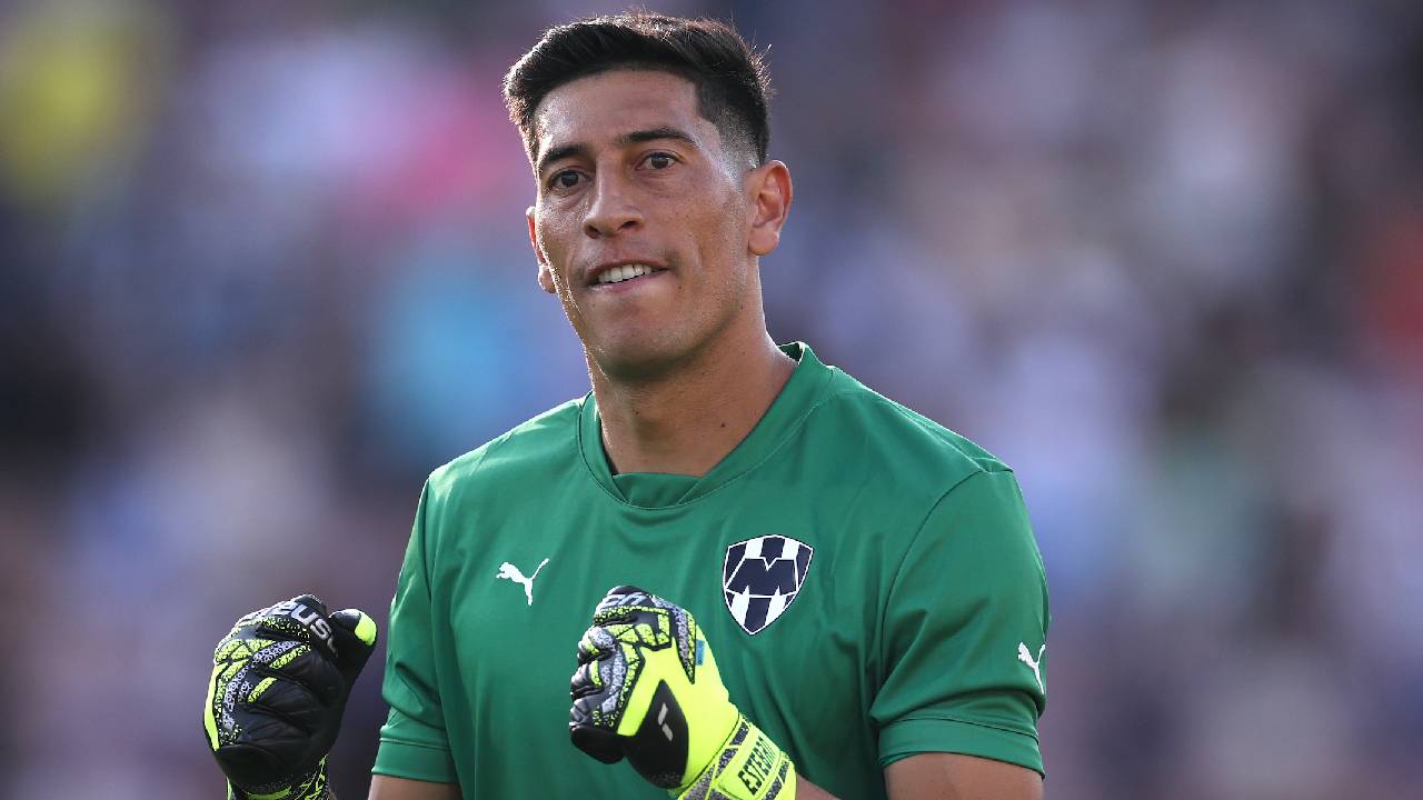 Esteban Andrada podría salir de Rayados de Monterrey; ya habría equipo interesado