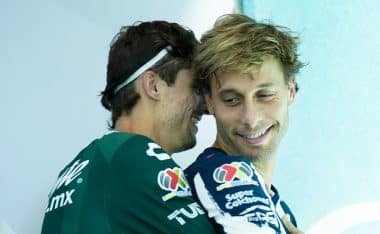 Jordi Cortizo bromeó con Sergio Canales.
