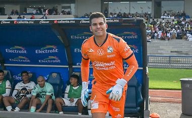Julio González volvió a CU con Puebla.