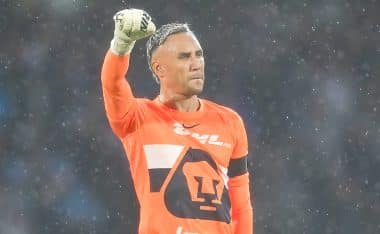 Keylor Navas se estrenó como universitario en CU.