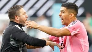 Luis Suárez agredió a cuerpo técnico de Seattle Sounders.