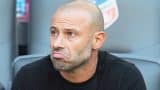 Javier Mascherano rompió el protocolo. ¿Lo sancionan?