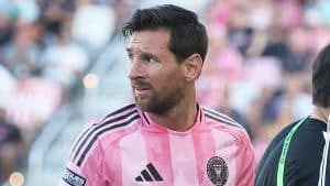 Leo Messi salió lesionado ante Necaxa en Leagues Cup.