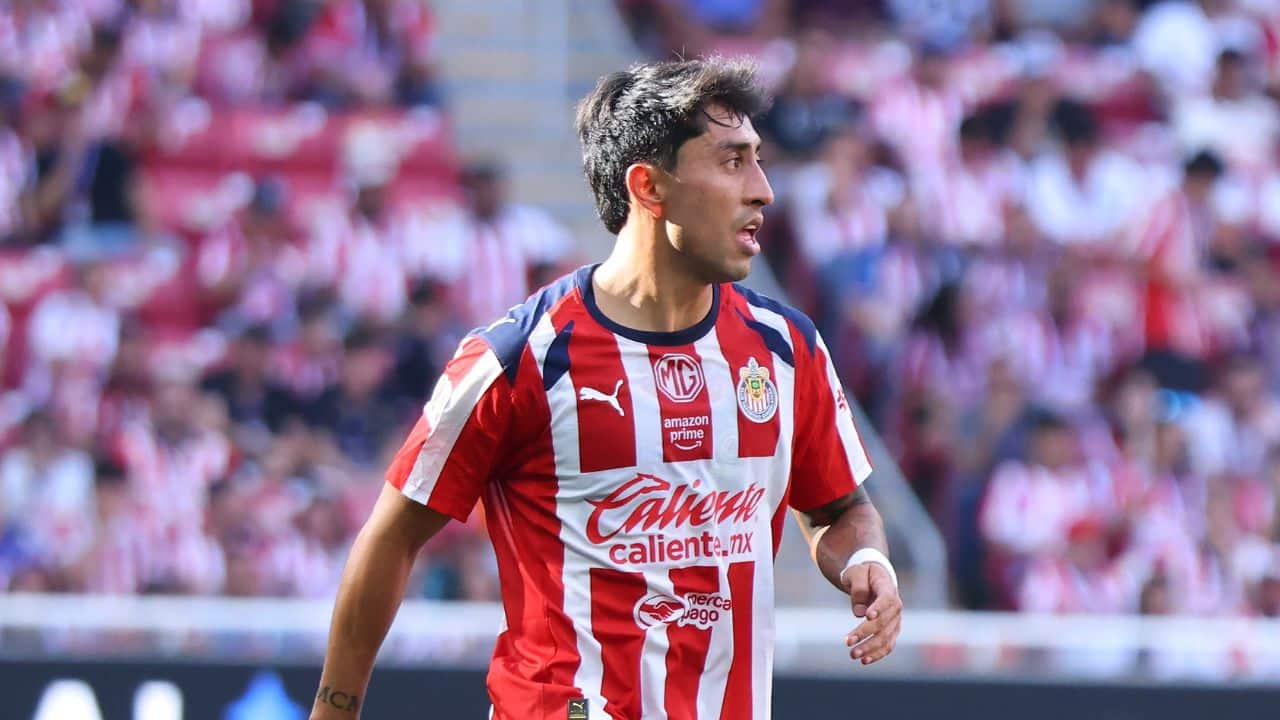 Santos Laguna vs Chivas: Por qué no juega Omar Govea en la Jornada 4 del Apertura 2025