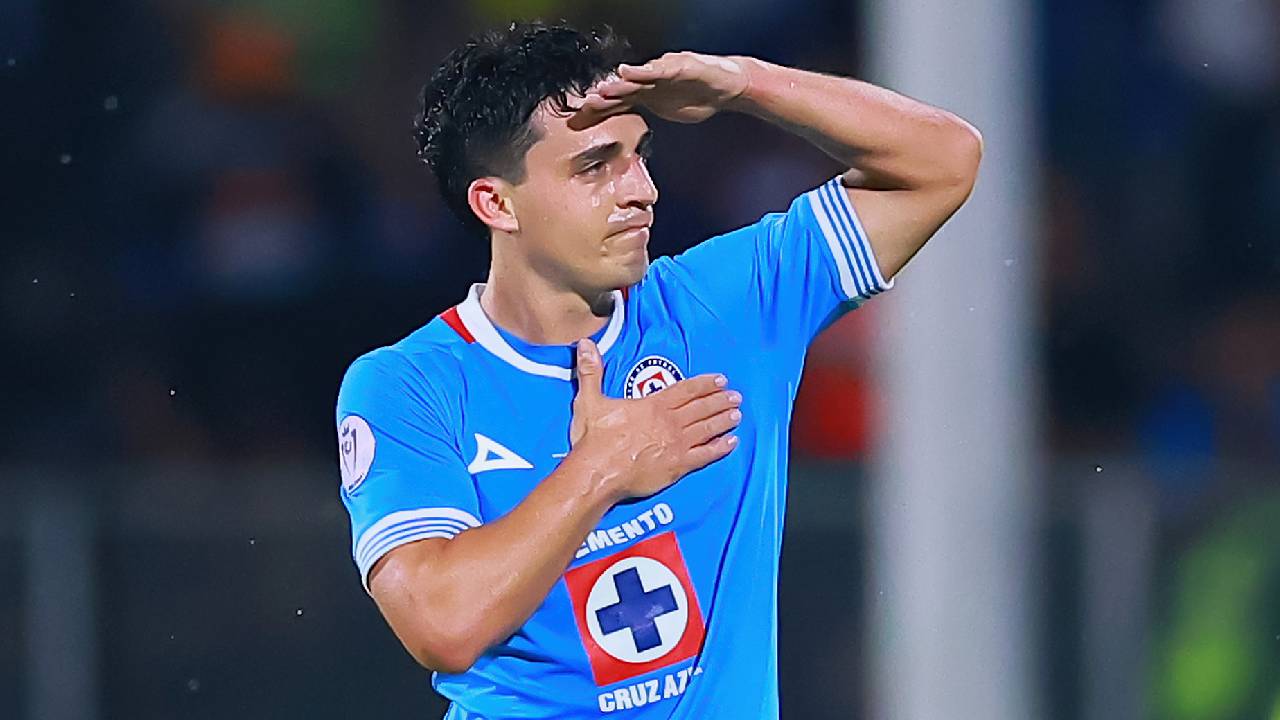 El magistral plan que tendría Cruz Azul tras la renovación de Lorenzo Faravelli