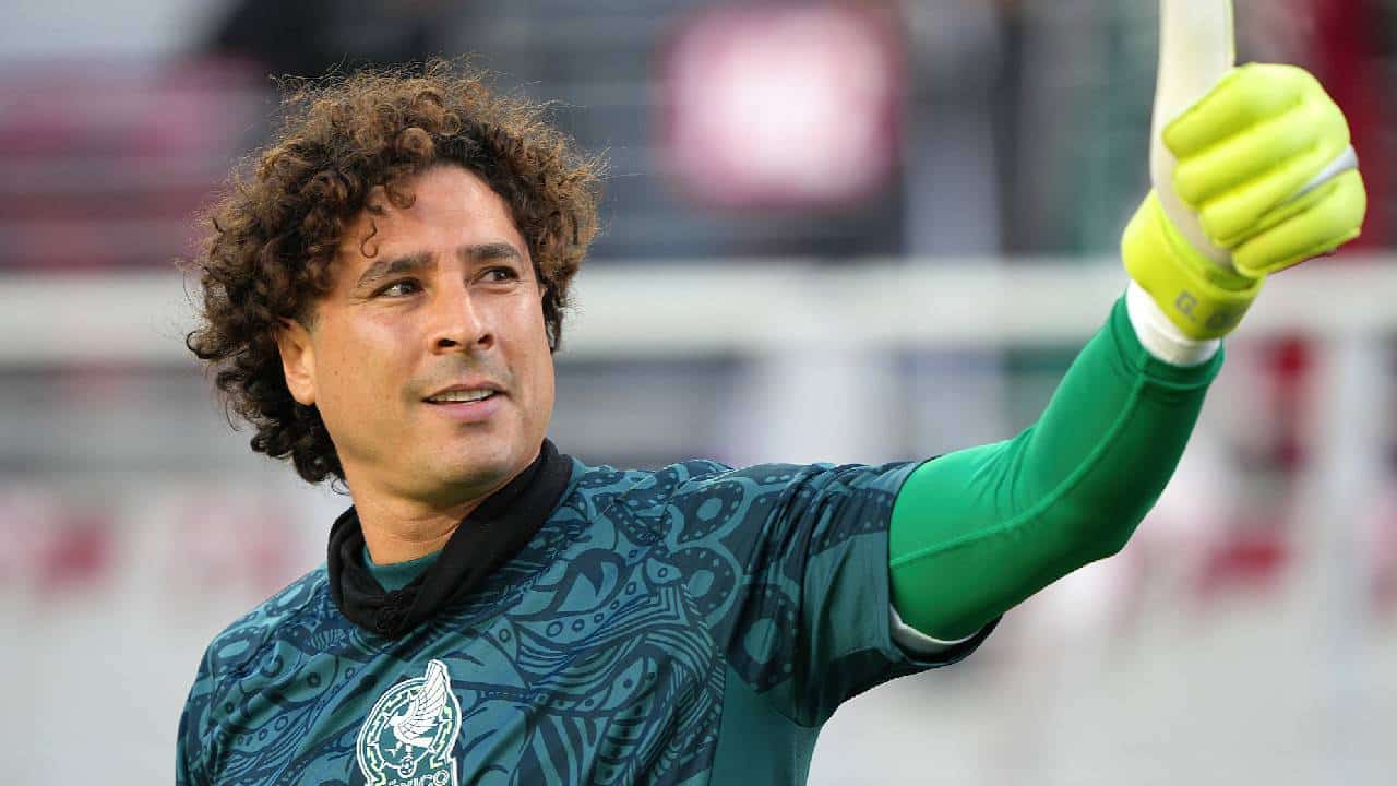 La impensable postura de Memo Ochoa ante atractiva oferta del Mazatlán en la Liga MX