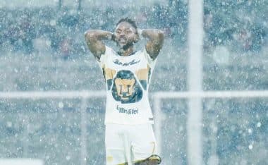 Pumas sufrió por un tremenda tormenta en CU.