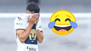 Pumas gana y los memes contra el arbitraje son geniales.