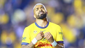 Rodrigo Aguirre y su futuro con el América.