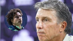 Siboldi habló del futuro de Memo Ochoa y Mazatlán.