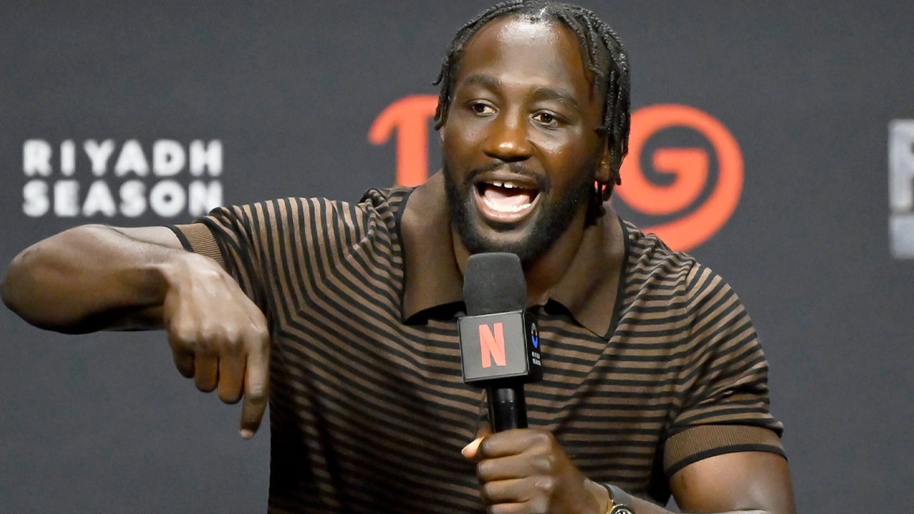 Terence Crawford le responde a Canelo Álvarez: cuestiona su entrenamiento ‘excesivo’ y aclara “no somos iguales”