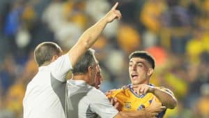 Tigres vs América y un escandaloso final en Nuevo León.