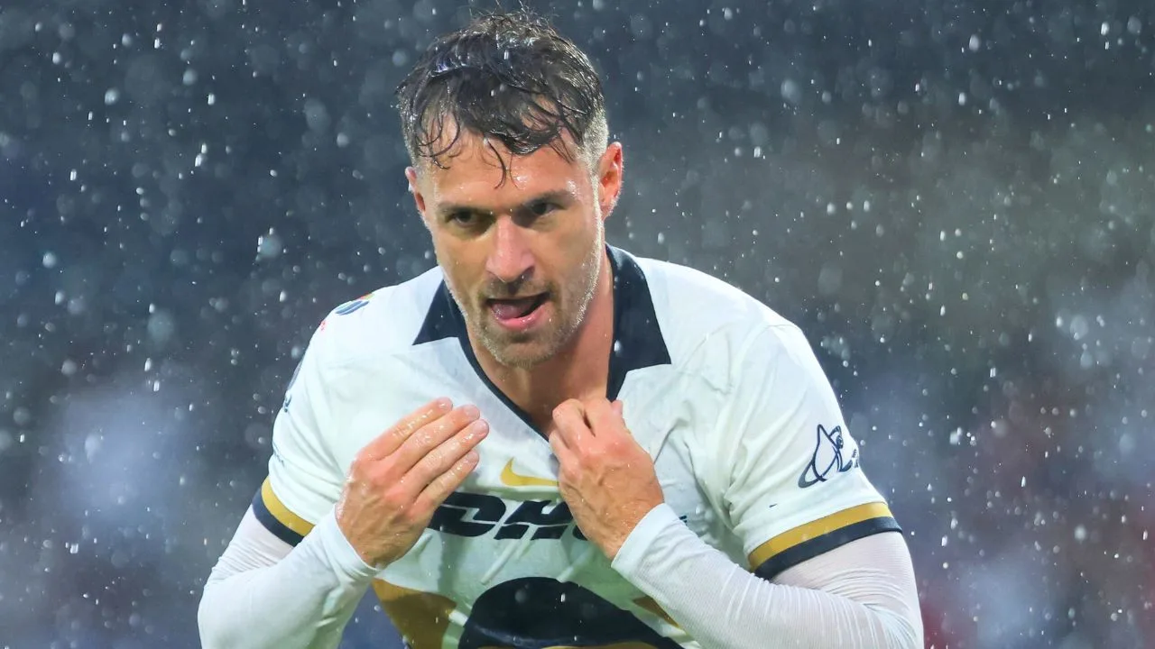 Aaron Ramsey rompe el silencio y revela cómo vivió su primer gol con Pumas: “No sabía lo que hacía…”