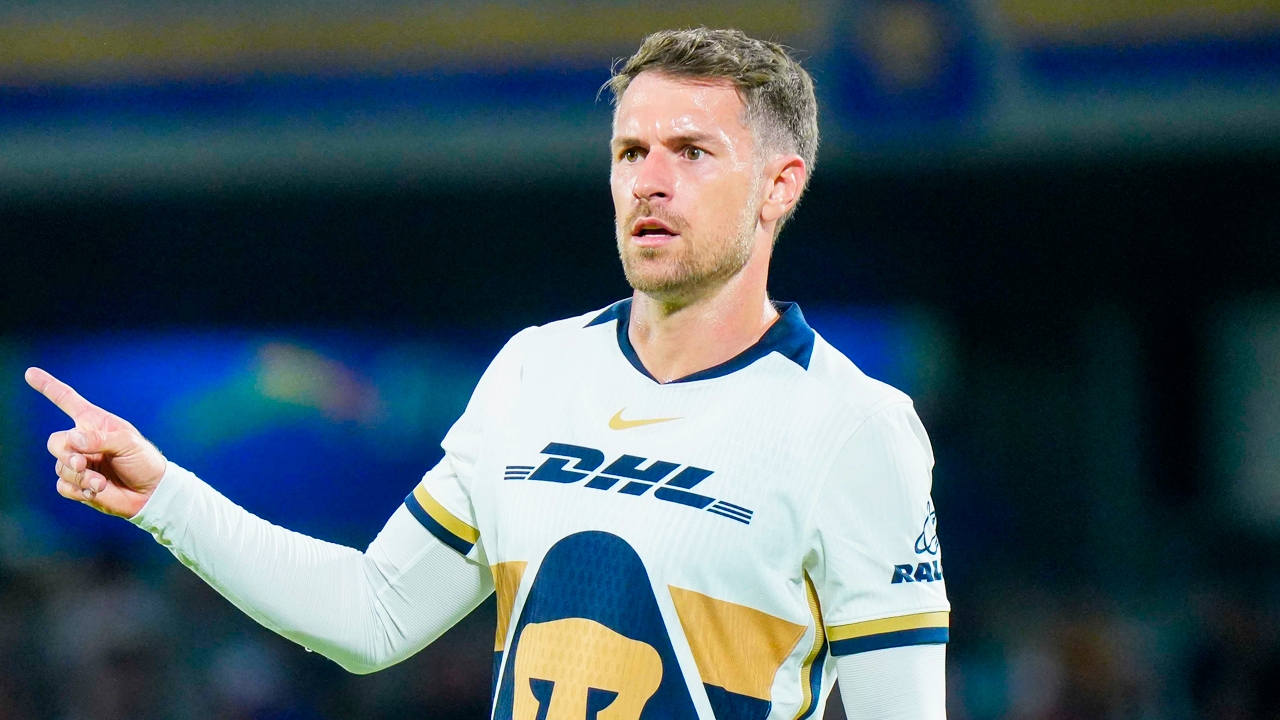 Aaron Ramsey busca ser protagonista en Pumas dentro del campo de juego.