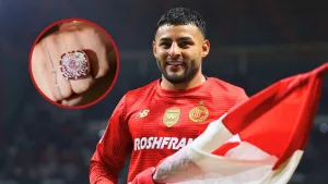 Todo sobre el lujoso anillo de diamantes que presumió Alexis Vega para celebrar campeonato del Toluca