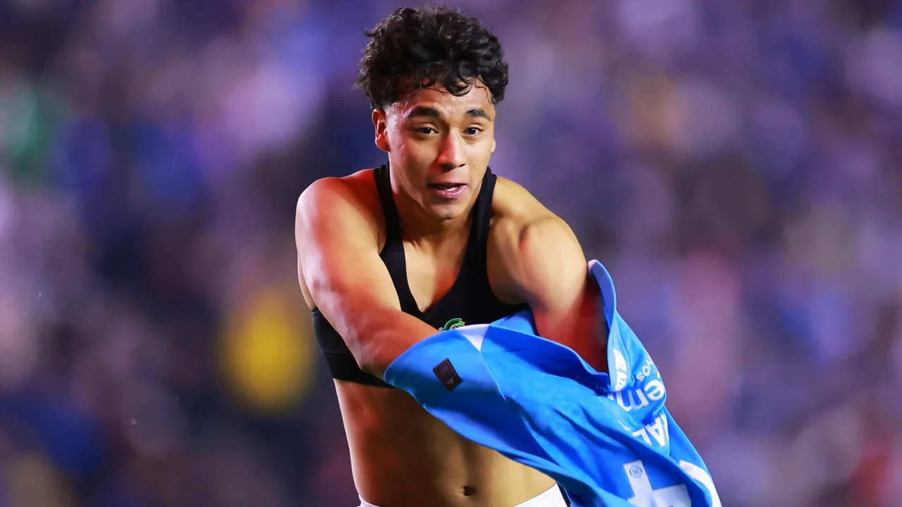 Amaury Morales, Cruz Azul