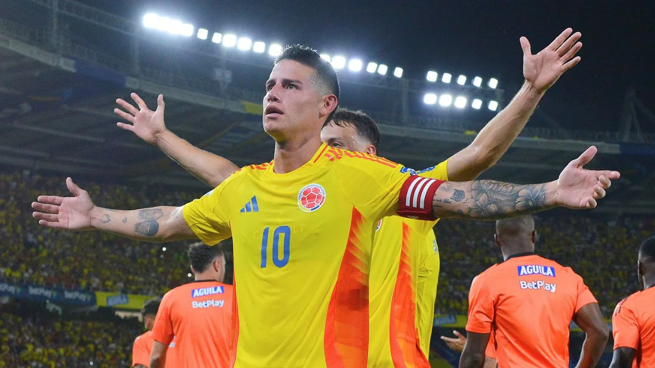 Mientras en León come banca, James Rodríguez anota y le da el pase a Colombia al Mundial 2026