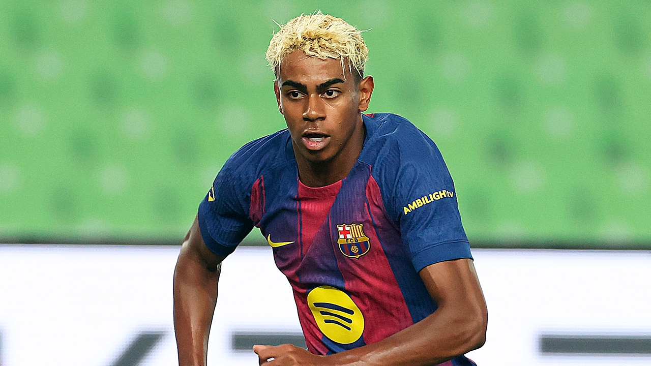 ¿Por qué no juega Lamine Yamal HOY en Barcelona vs Newcastle por la UEFA Champions League 2025-26?