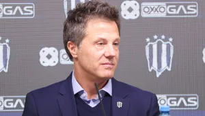 Tato Noriega sólo necesitó tres palabras para definir la goleada del Toluca a Rayados de Monterrey: “Fue un…”
