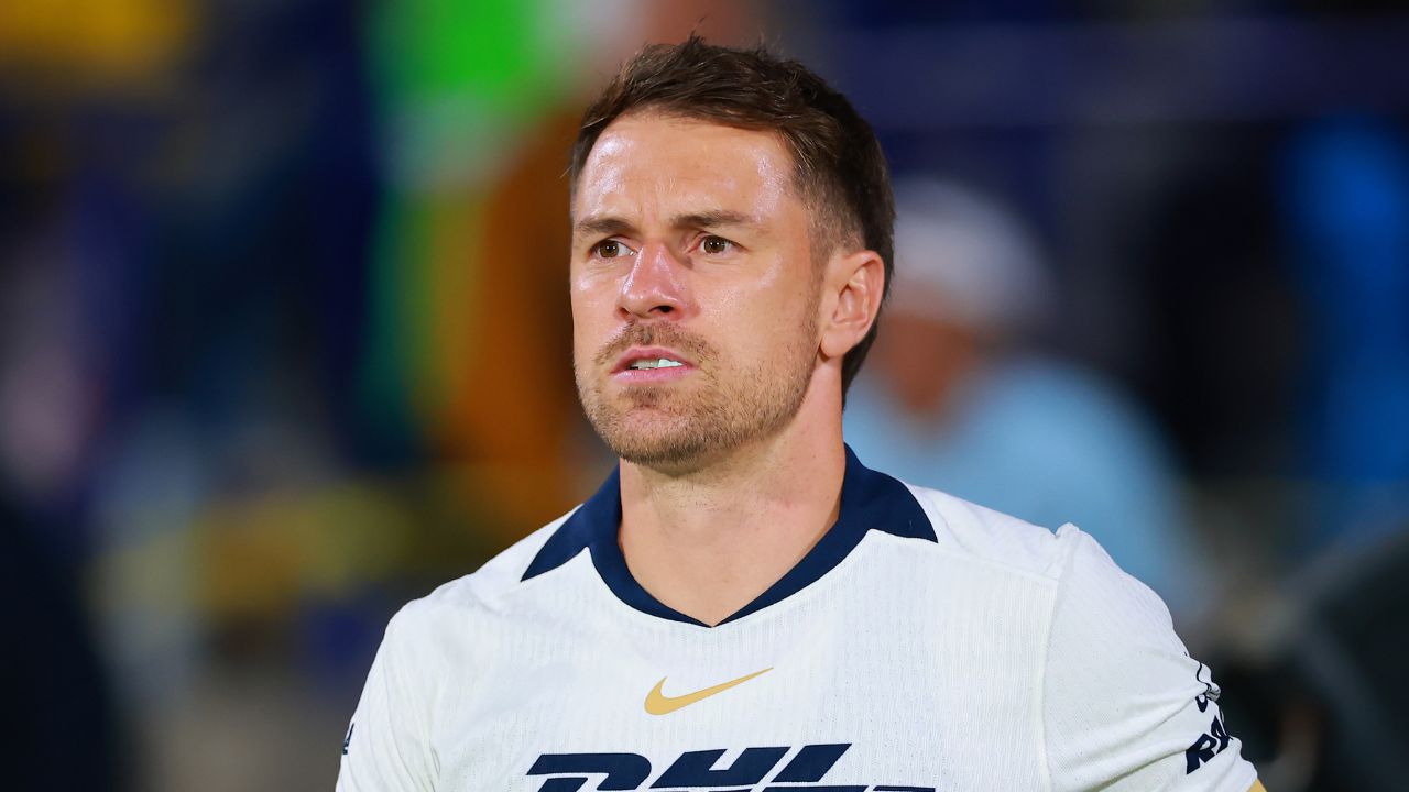 Aaron Ramsey de Pumas falla penal ante Tigres y provoca una avalancha de memes