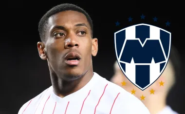 Anthony Martial concretó su fichaje por Rayados este verano.