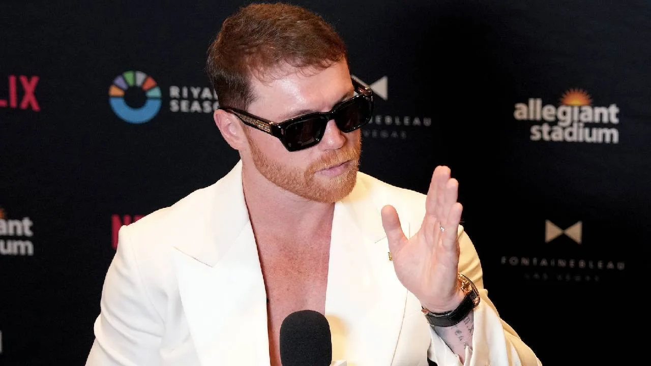 Canelo Álvarez enfurece y revela la petición que no le cumplieron para su pelea ante Terence Crawford