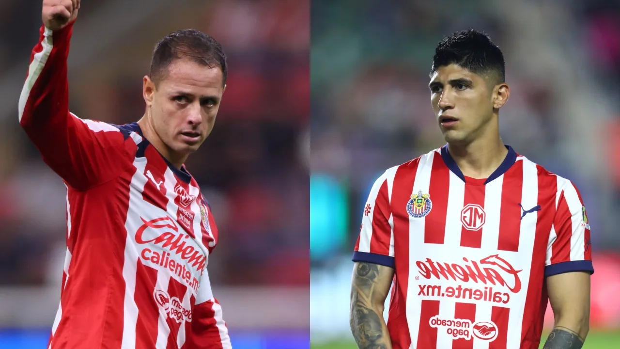 Chicharito y Alan Pulido, delanteros de Chivas. 