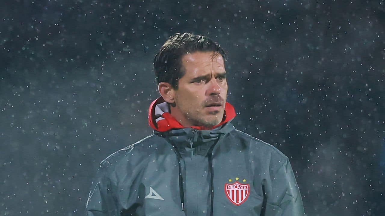Necaxa: Prensa argentina reacciona al sorpresivo botellazo sobre Fernango Gago tras caer ante Tijuana