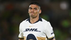 Memote Martínez volvió al gol con los universitarios, pero duró poco la alegría.