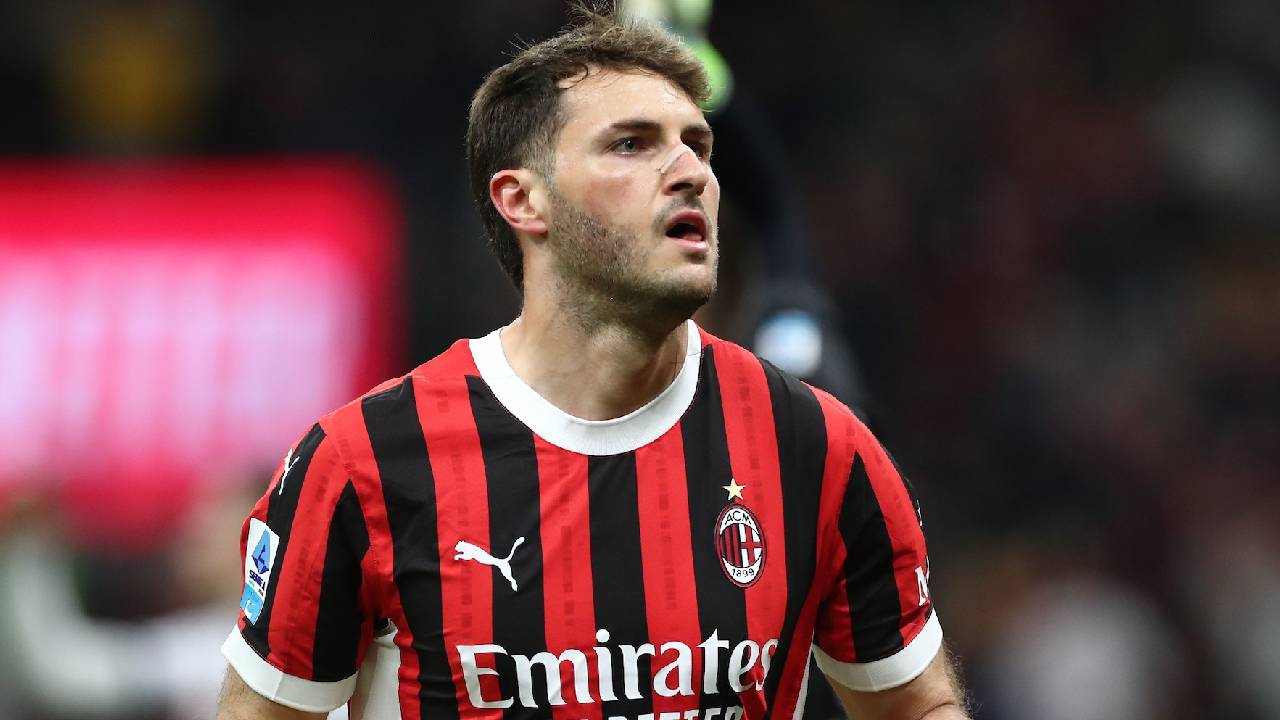 Chaco no se tienta el corazón y exhibe al AC Milan sobre cómo buscaron darle salida a Santiago Giménez